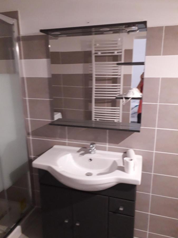 Gardon Apartment เรอมูแล็งส์ ภายนอก รูปภาพ